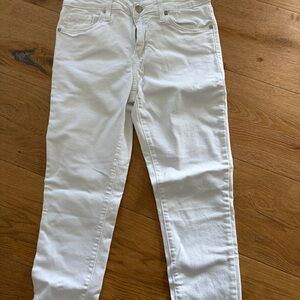 Just Black Women's Crisp White Straight Leg Jeans